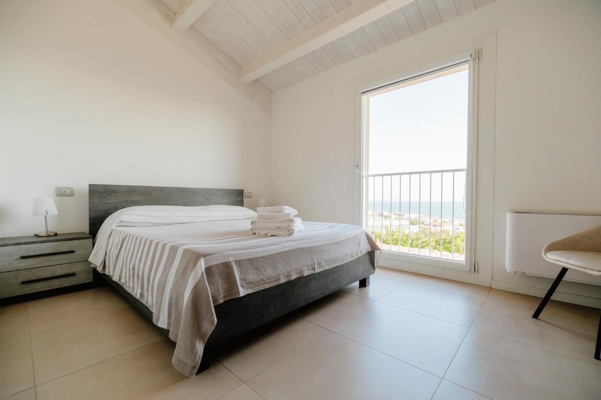 Agriturismo Il Colle Dei Lecci 安科纳 外观 照片